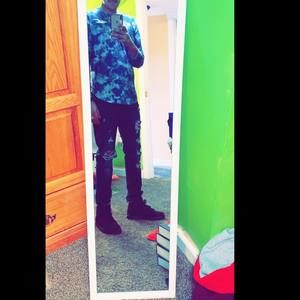 Meet your Posher, Isai